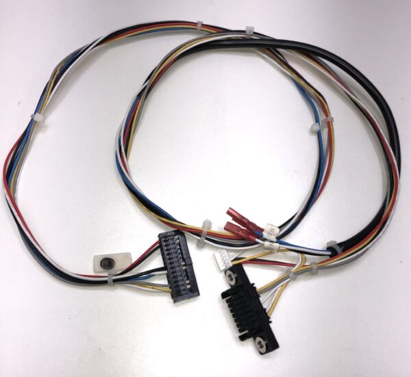 A Bill Validator Cable with wires and wires on a white surface. Misc Part, See photos. BV167