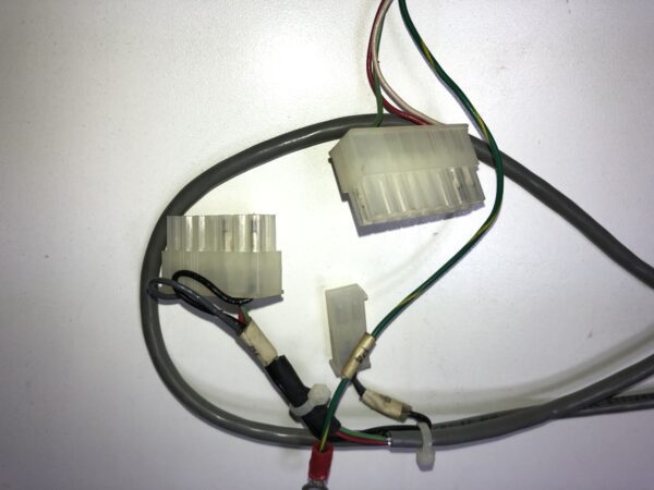 A JCM Cable for WBA and UBA Bill acceptor with wires attached to it.