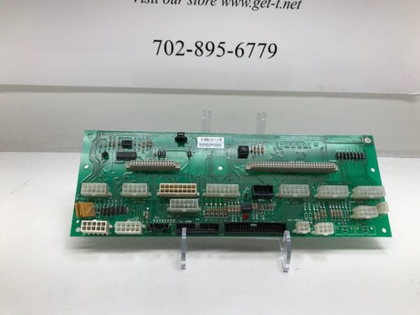 An IGT I-960 MotherBoard with a number of electronic components on it.