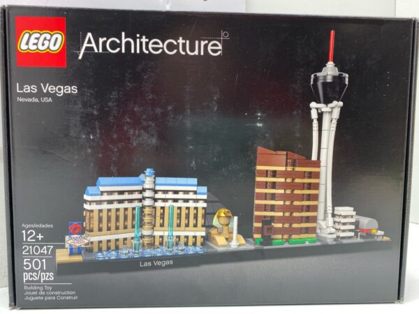 GETT Part CQG100 Lego Architecture Skyline Collection Las Vegas Building Kit 21047 (501 Pieces).